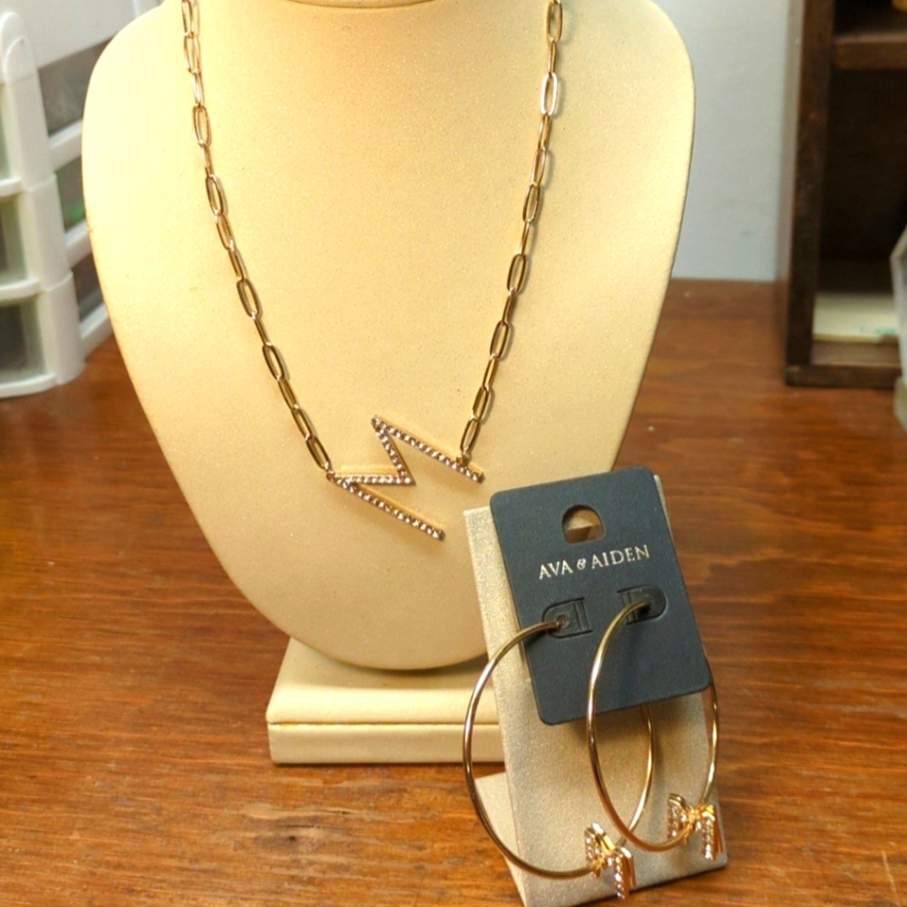 Initial M Sparkly Necklace & Hoop M Earrings Set Ava & Aiden Nwt